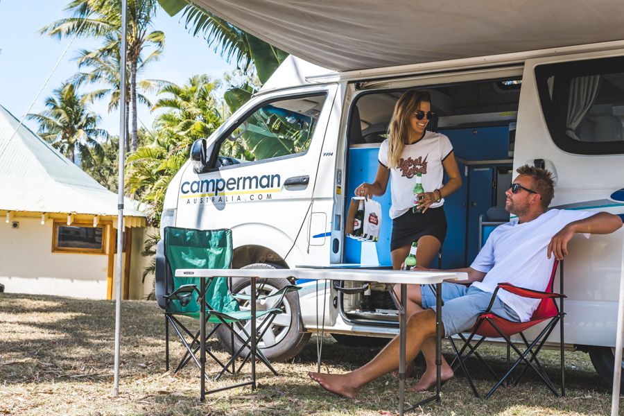 Sailing Whitsundays Hero Image For Where to park your campervan in Airlie Beach