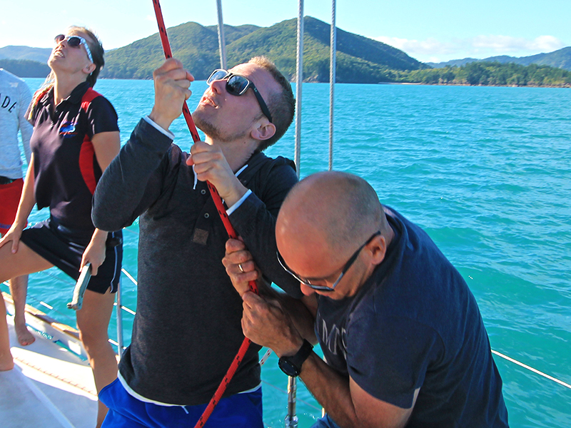 Sailing Whitsundays Hero Image For Learn to Sail in the Whitsundays