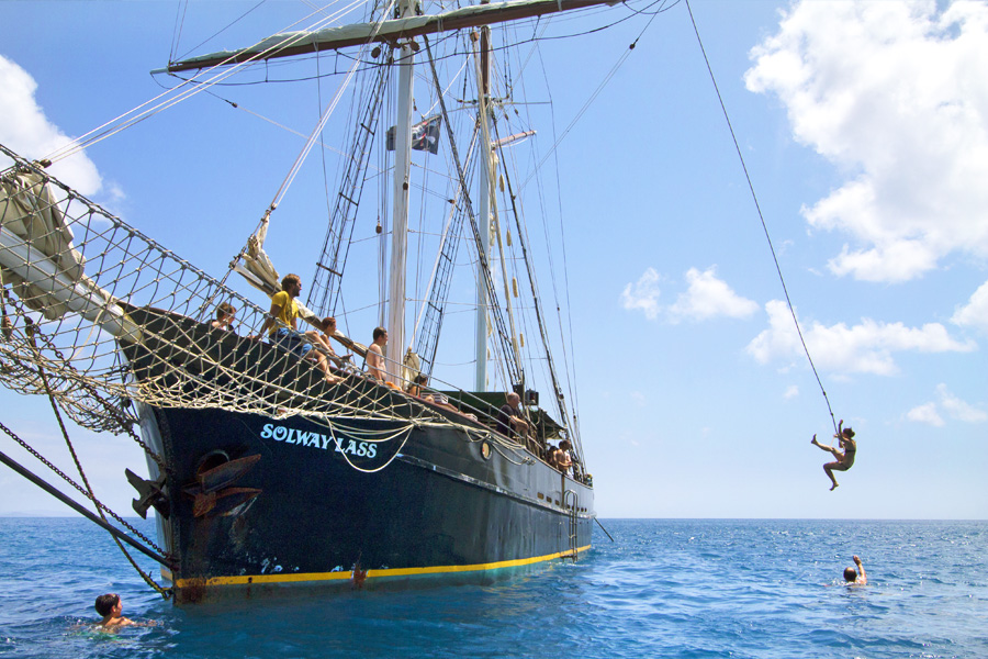 Sailing Whitsundays Hero Image For Which Overnight Sailing Tours Include Watersports?