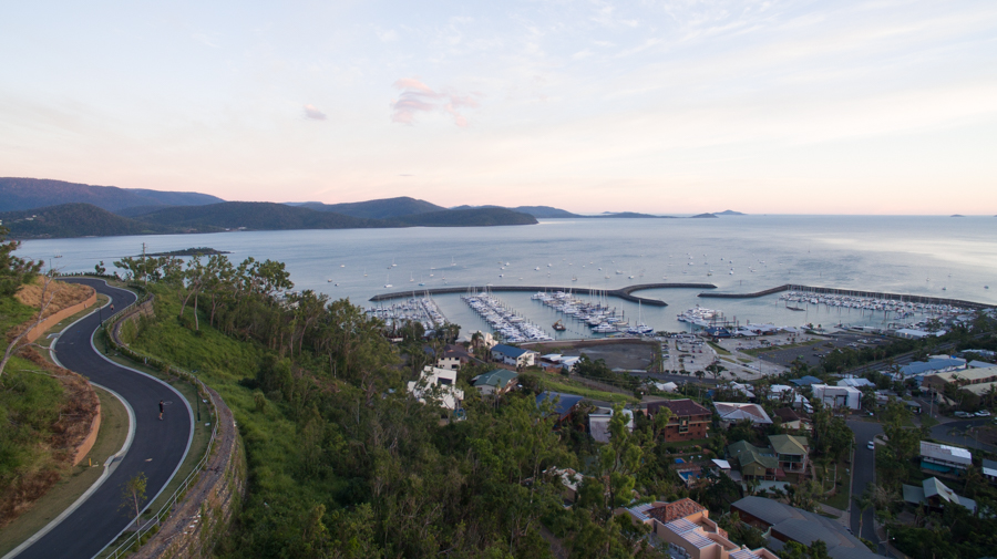 Sailing Whitsundays Hero Image For <p>Airlie Beach Cruise Ship Schedule 2019</p>