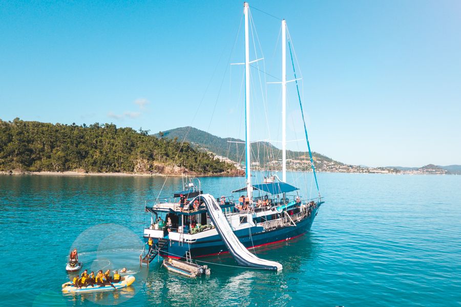 Sailing Whitsundays Hero Image For <p>The 10 Best Tours In The Whitsunday Islands</p>