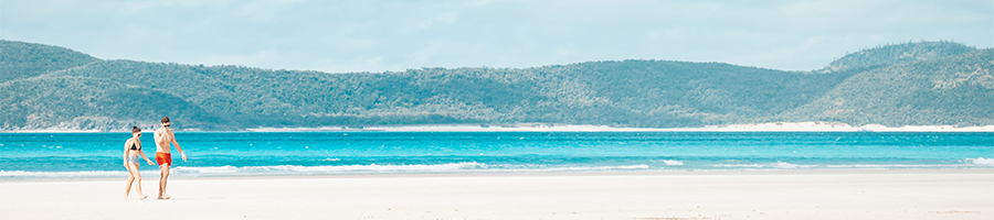 Whitehaven Beach, Walzting Matilda, Couple