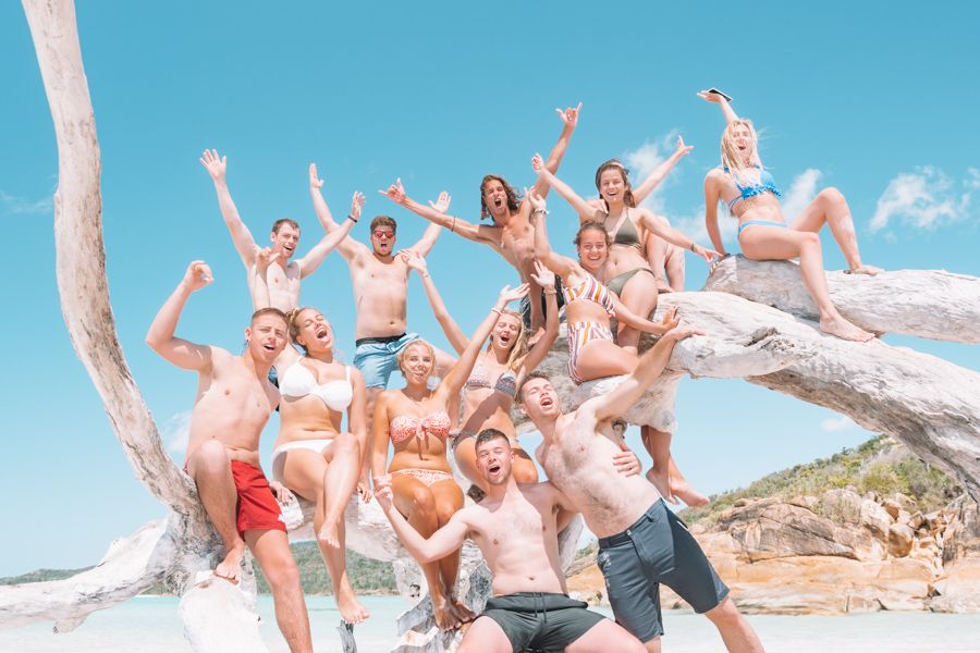 https://images.thetravelshop.com/img/2880/gallery/condor-sailing-maxi-67.jpeg Main Image | East Coast Tours Australia