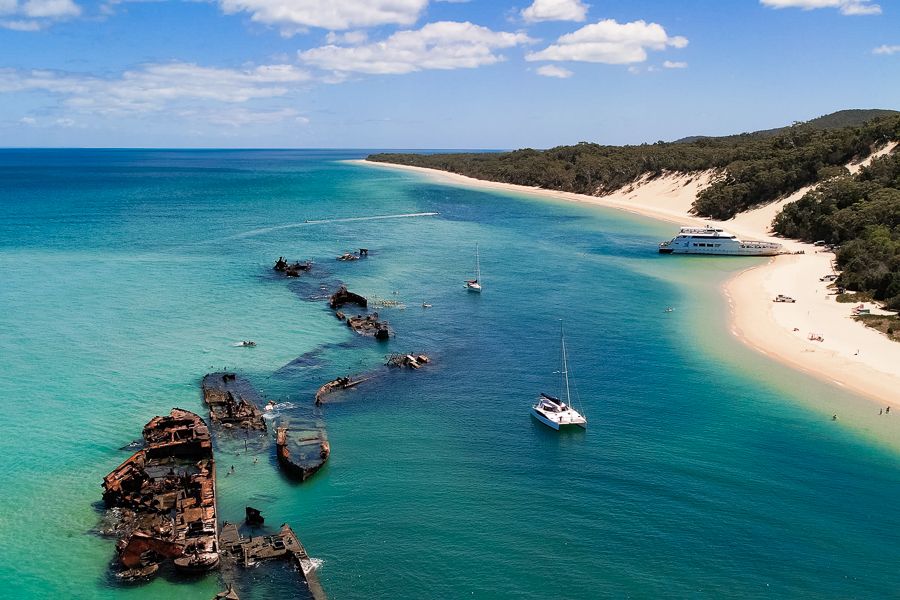 https://images.thetravelshop.com/img/3088/gallery/moreton-island-900x600-53.jpg Main Image | East Coast Tours Australia