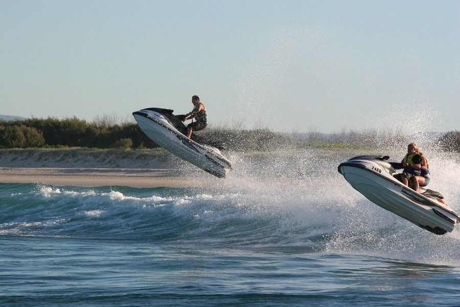 https://images.thetravelshop.com/img/3157/gallery/jet-ski-air-time-iding-waves-900x600.jpg Main Image | East Coast Tours Australia