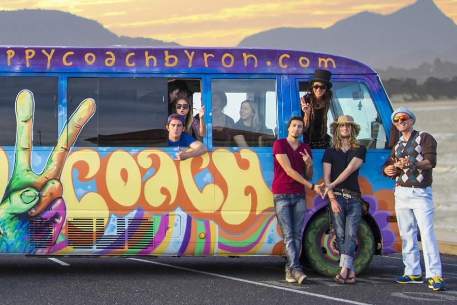 https://images.thetravelshop.com/img/3171/gallery/happy-coach-bus-peace-sign-900x600.jpg Main Image | East Coast Tours Australia