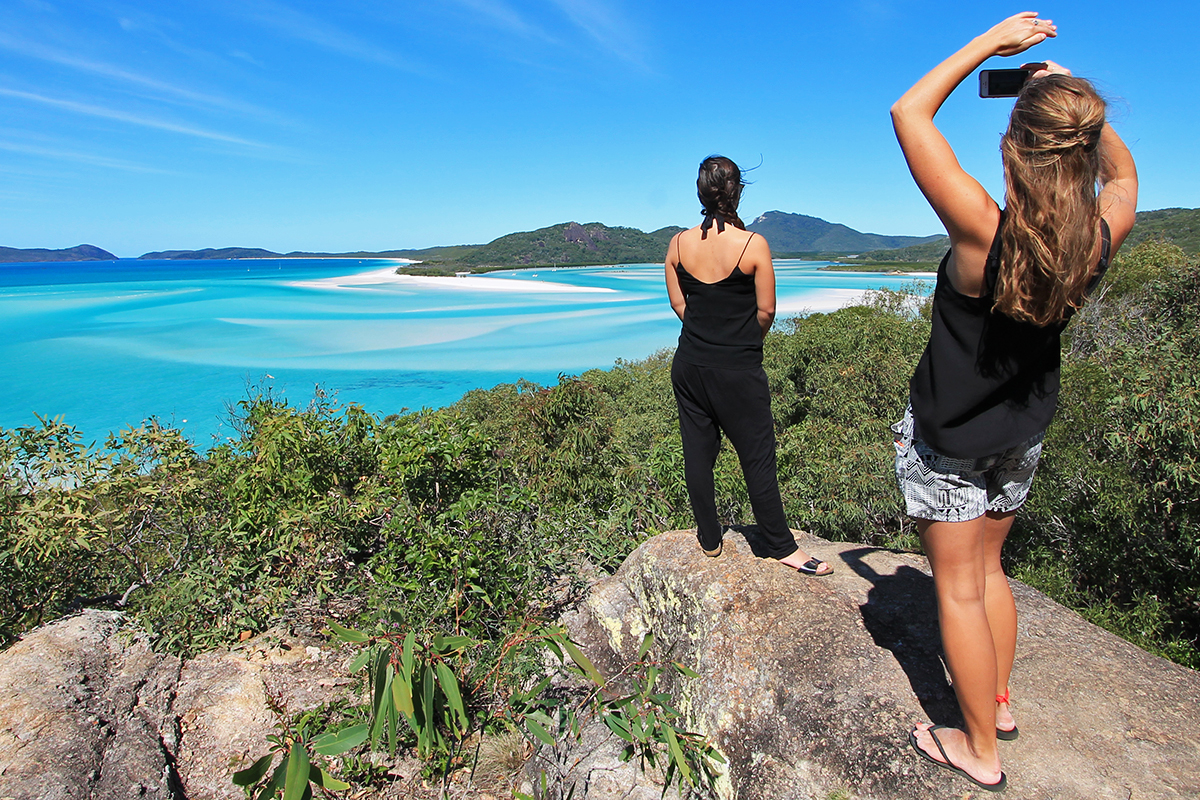 Sailing Whitsundays Hero Image For Blogs about the Whitsundays