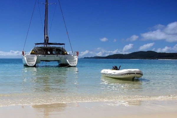 Sailing Whitsundays Hero Image For Whitsunday Bareboats