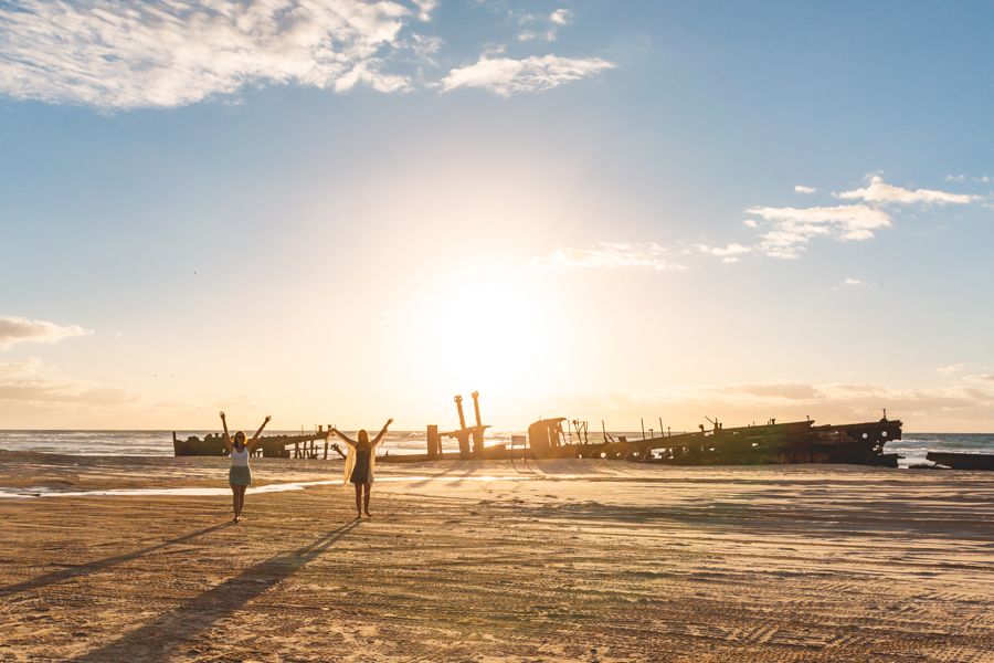 Fraser Tours Hero Image For <p>How long does it take to get to Fraser Island?</p>
