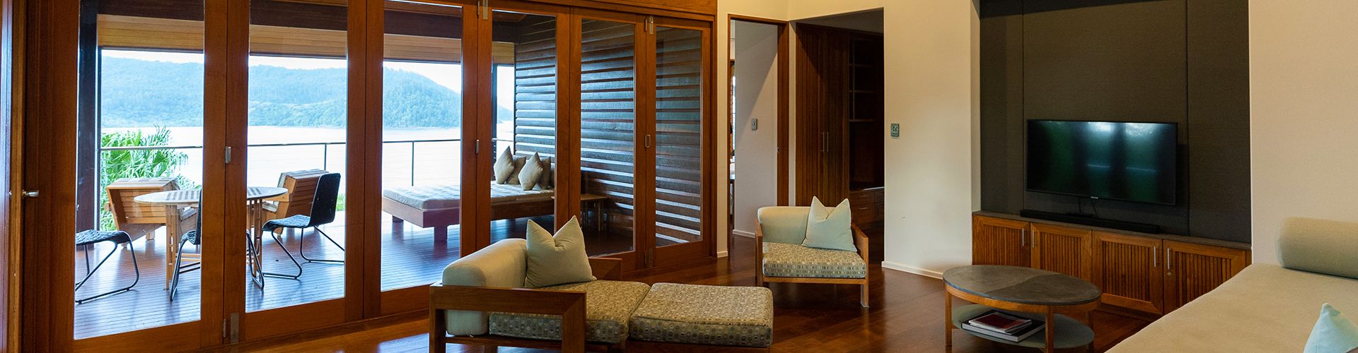Apartments: Accommodation In The Whitsundays - Sailing Whitsunday Image