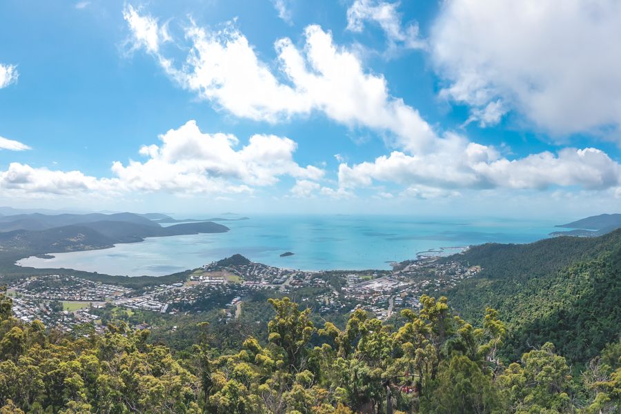 Getting to Airlie Beach Airlie Beach