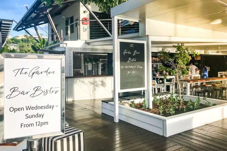 garden bar, airlie beach