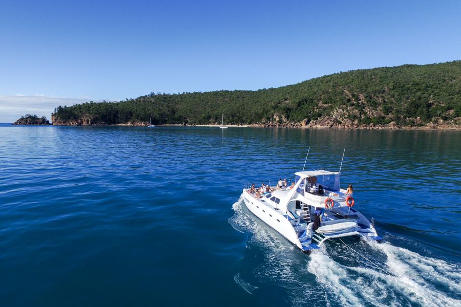 Stability and comfort catamaran Stability and comfort catamaran