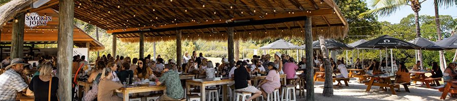Northerlies Beach Dining outdoors