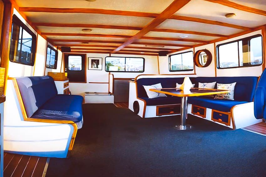 Major Tom Interior Major Tom Interior