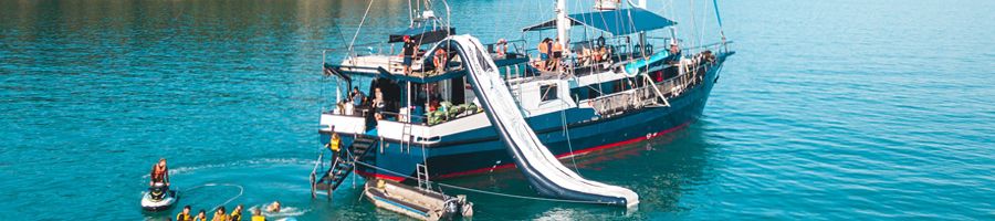 Whitsunday Clipper Excursion Atlantic Clipper with slide out