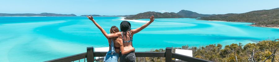 girls posing at hill inlet lookout in the whitsundays