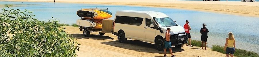 Whale Watching tour from Noosa Whale Watching Ocean Kayaking & Beach 4X4 Tour